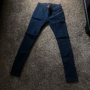 Women’s navy skinny jeans